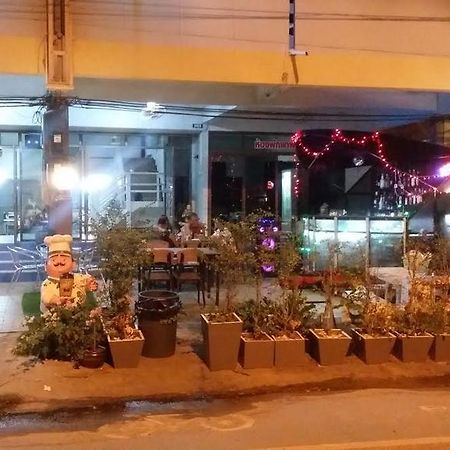 Parfun Guesthouse Ban Nai Rai Exterior photo