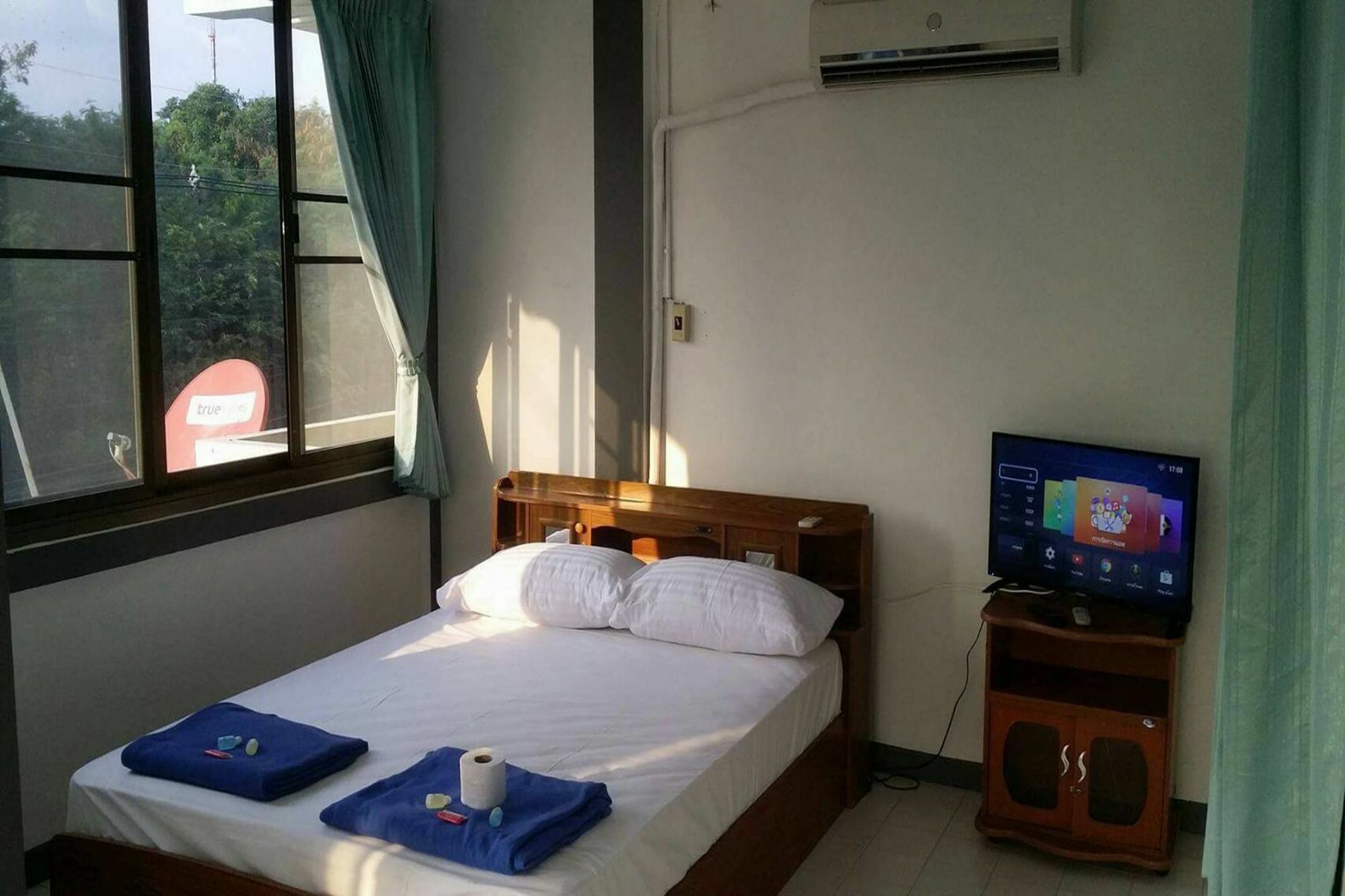 Parfun Guesthouse Ban Nai Rai Exterior photo