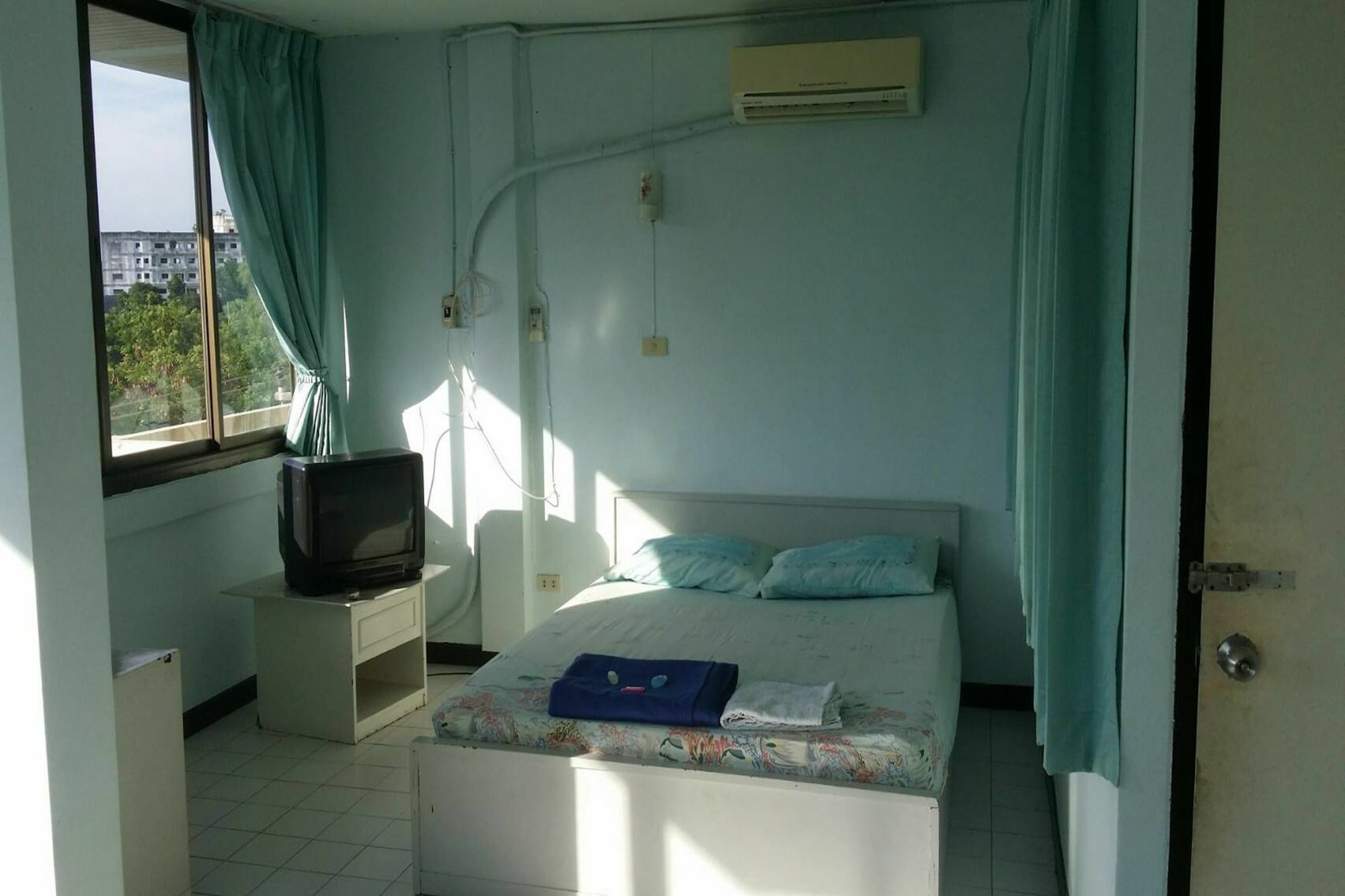 Parfun Guesthouse Ban Nai Rai Exterior photo